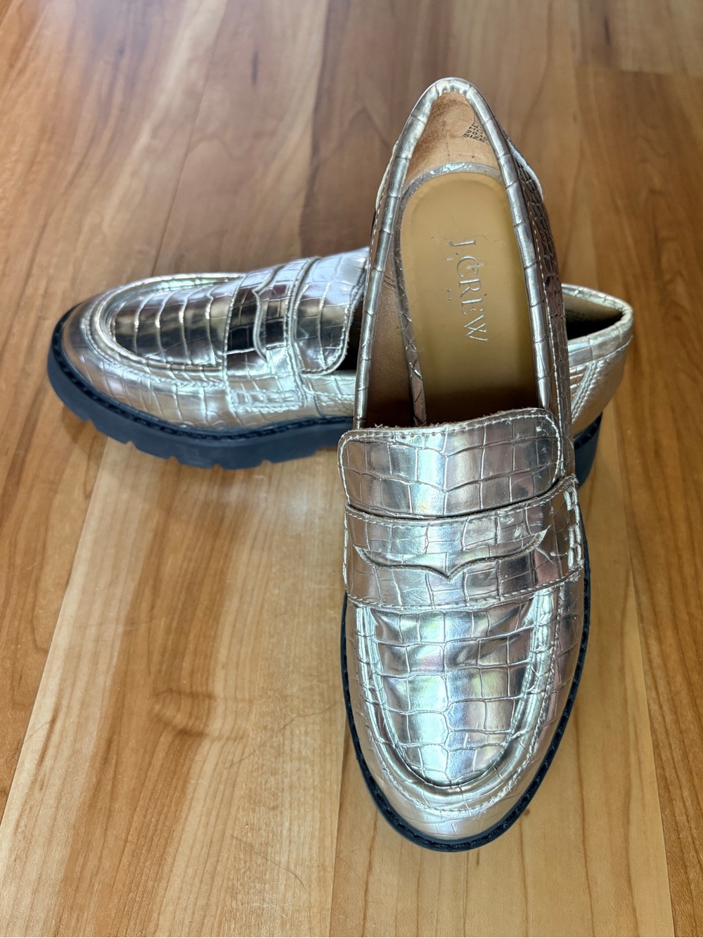 J. Crew Metallic Silver Croc-Embossed Lug Sole Penny Loafers size 7